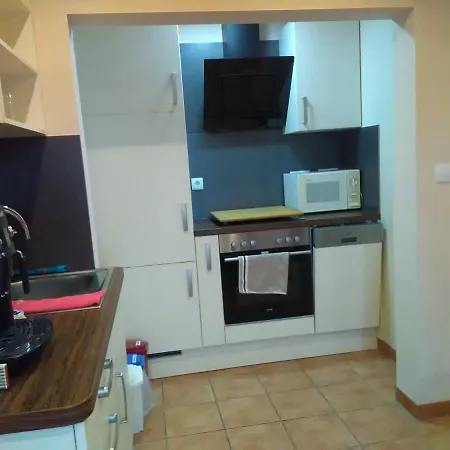 Gaestehaus Kleine Lana Konukevi